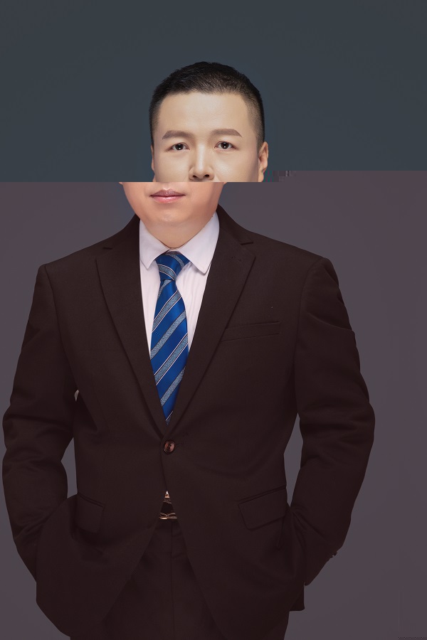 陳穩重.jpg