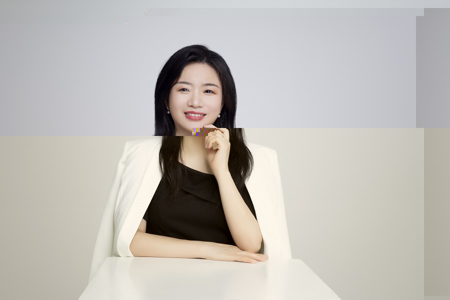 李春燕1.jpg